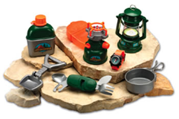 PRETEND AND PLAY CAMP SET